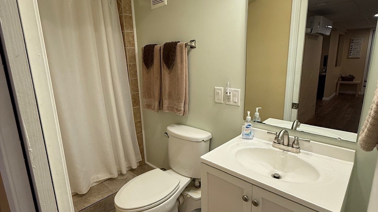 Photo of Bathroom in Birch Hill