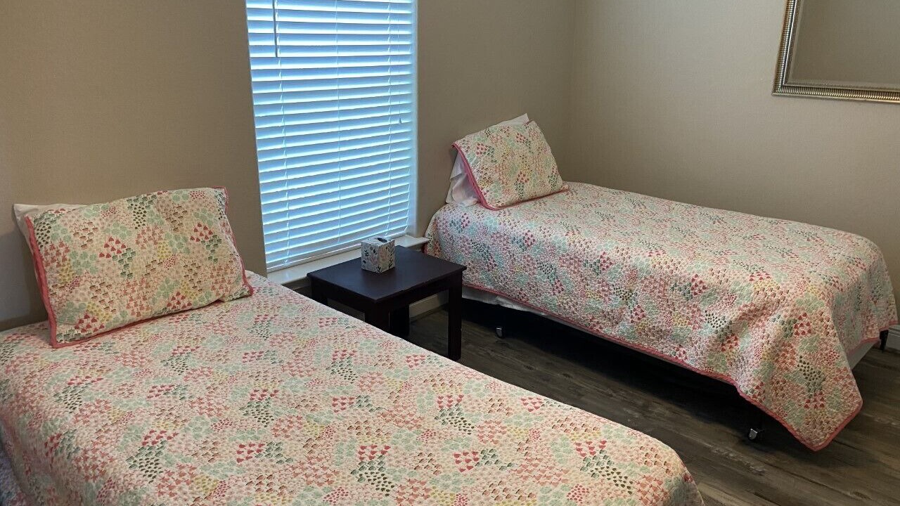 Photo of Bedroom in Pirates Beach