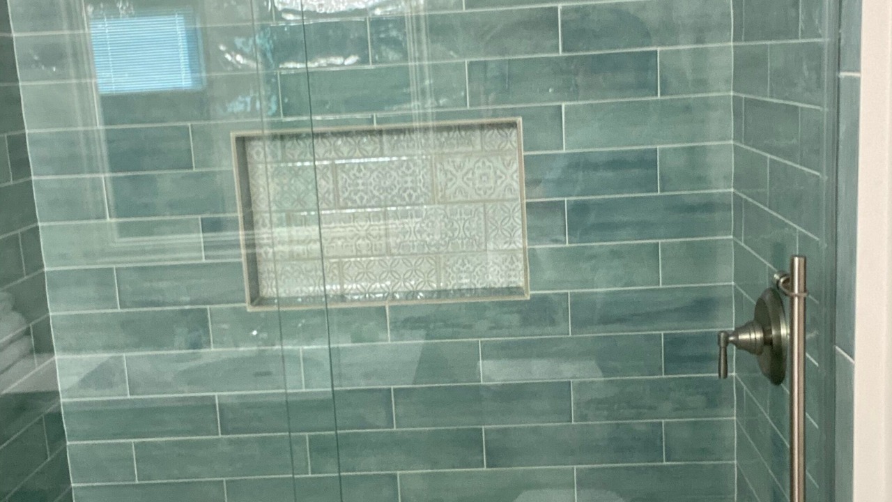Photo of Bathroom in Jamaica Beach
