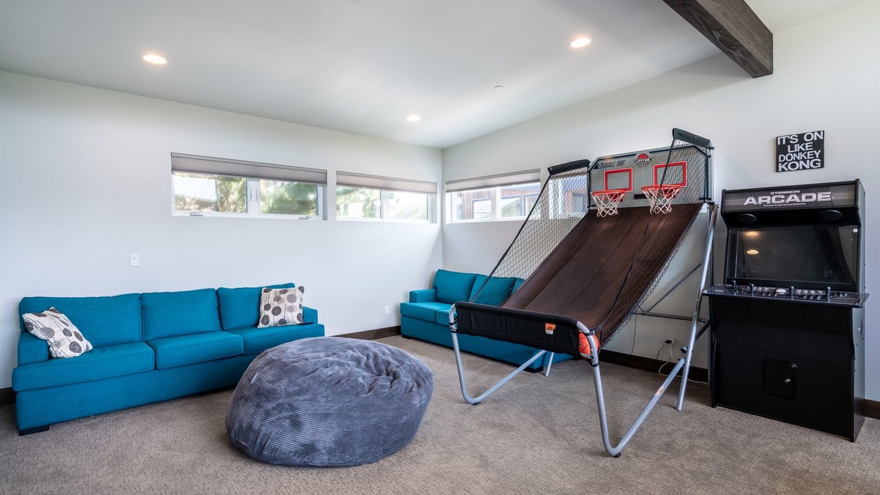 Photo of Bedroom in Manzanita
