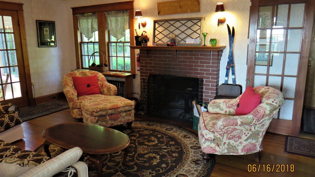 Photo of Livingroom in Fryeburg