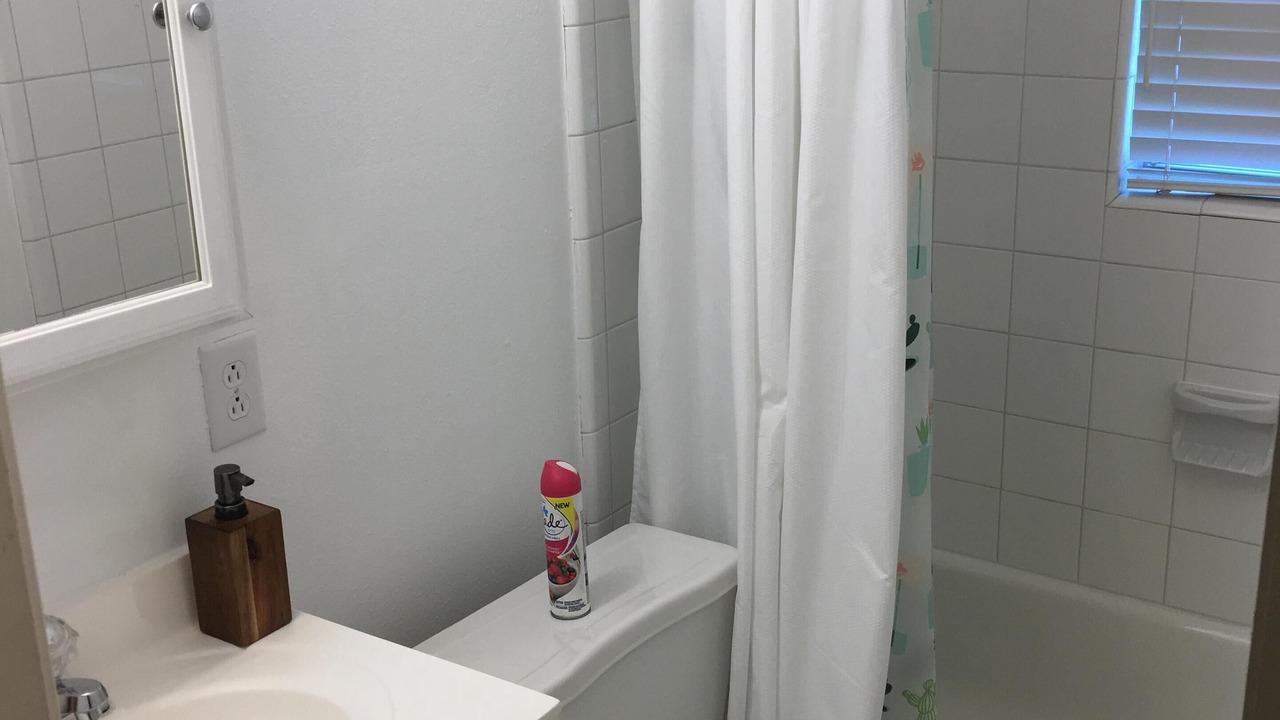 Photo of Bathroom in Neartown