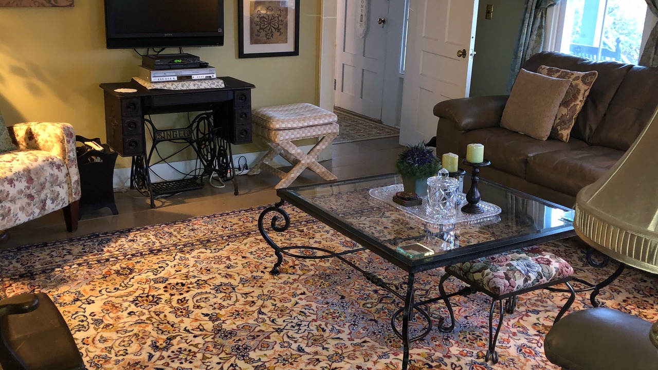 Photo of Livingroom in Milford