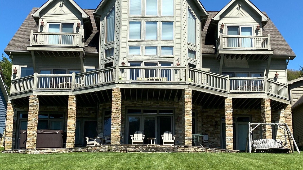 Photo of Outdoor in McHenry