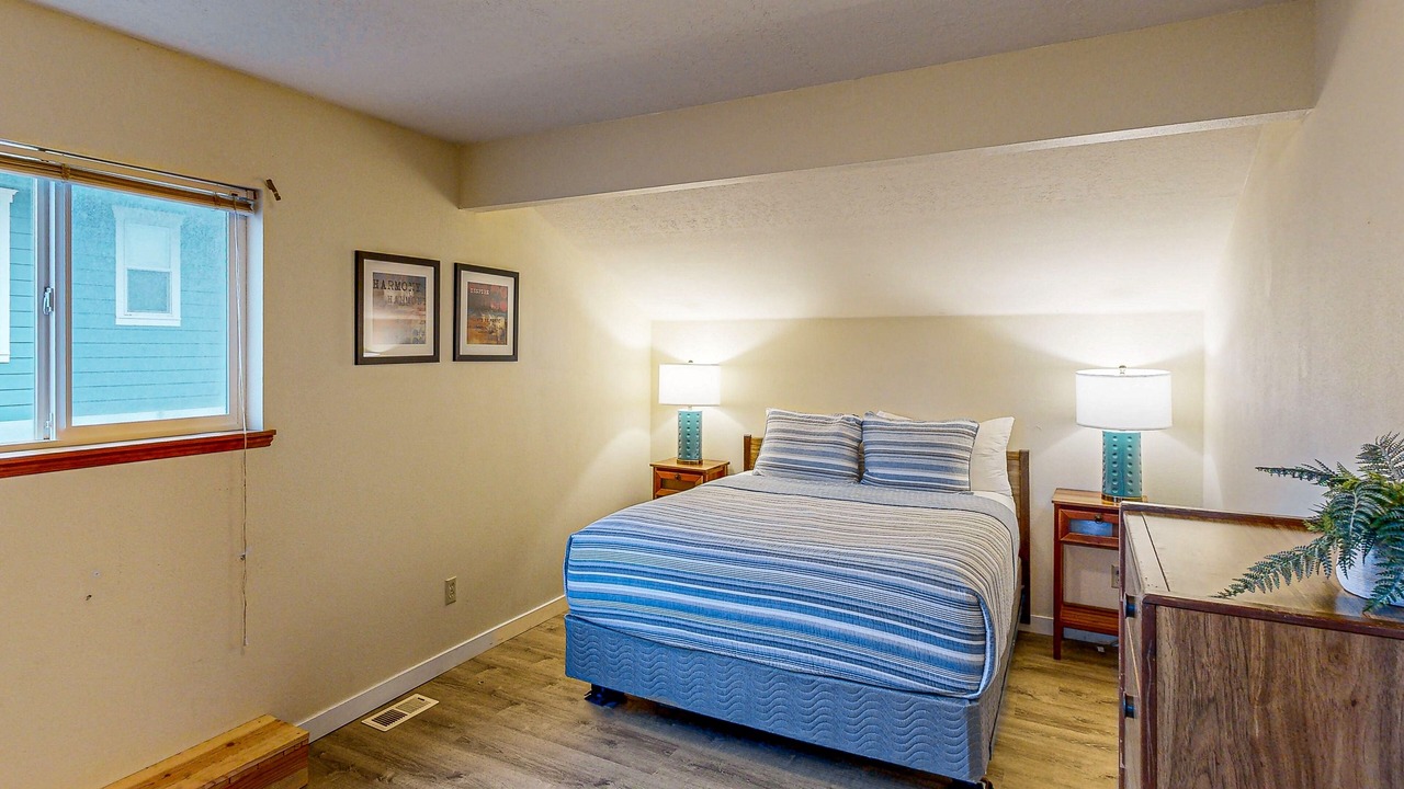 Photo of Bedroom in Nelscott