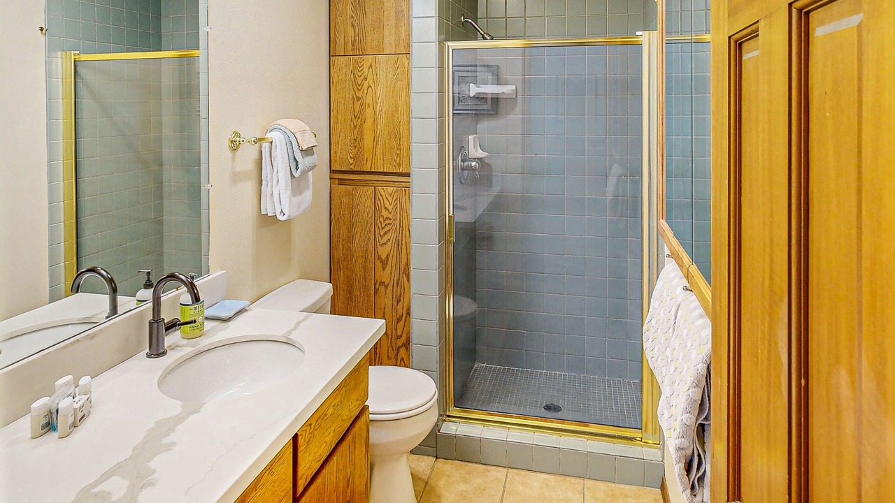 Photo of Bathroom in Nelscott