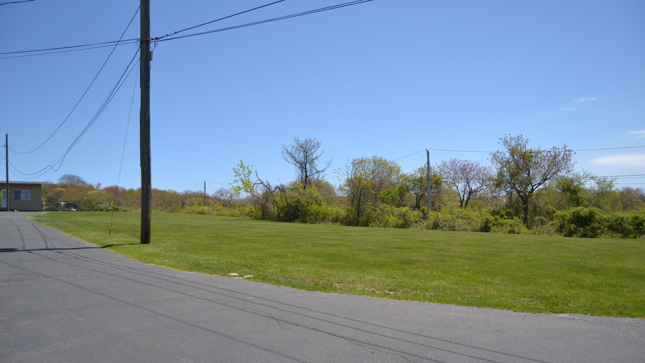 Photo of Others in Montauk
