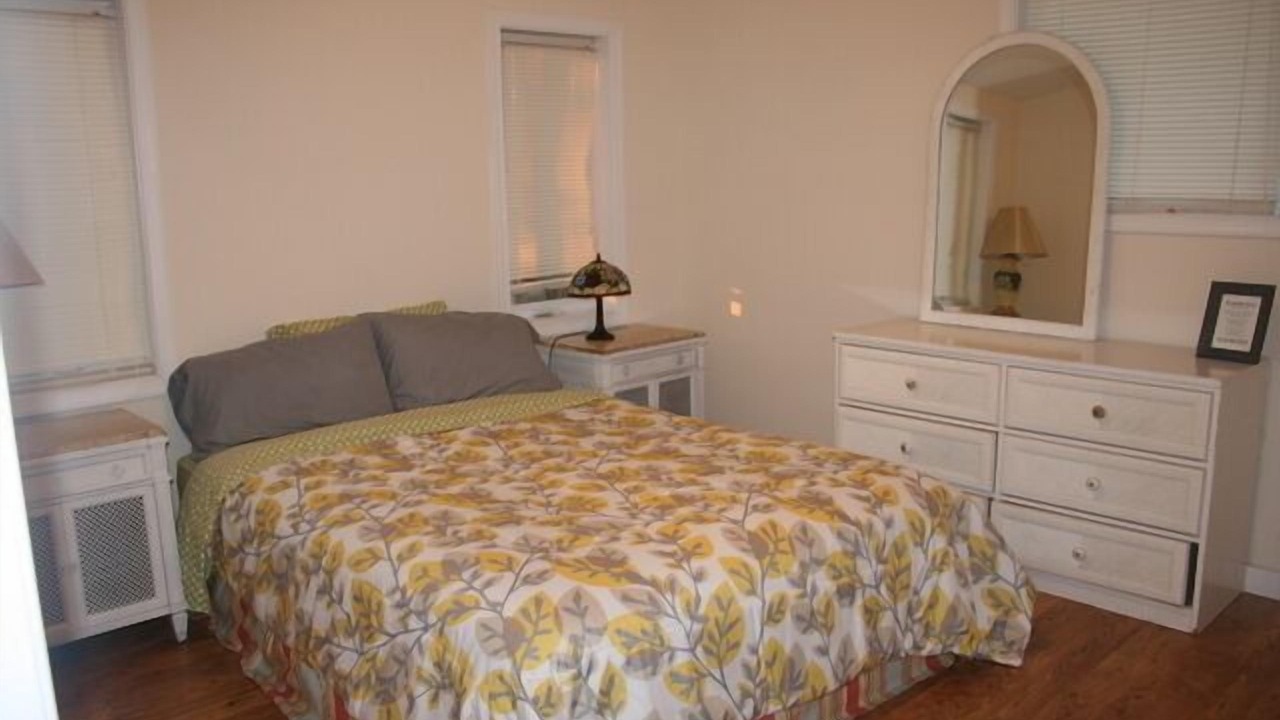 Photo of Bedroom in Ocean Beach