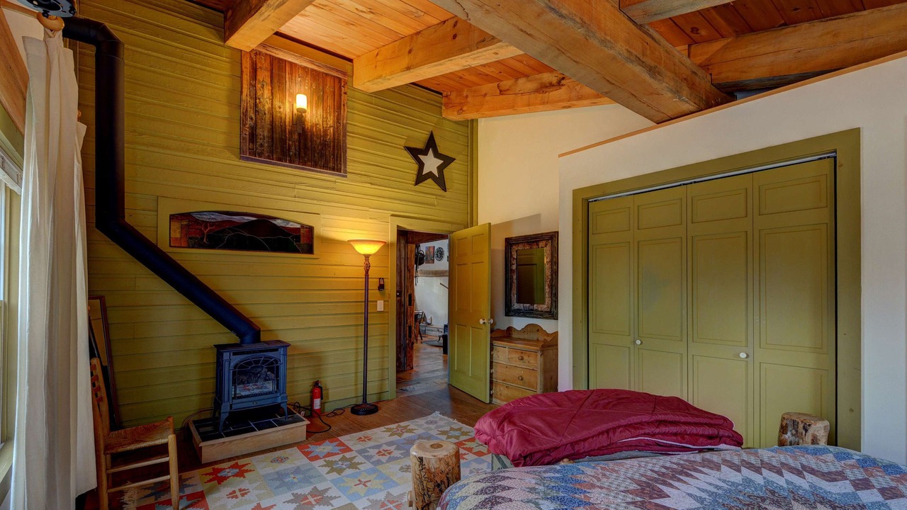 Photo of Livingroom in South Shaftsbury
