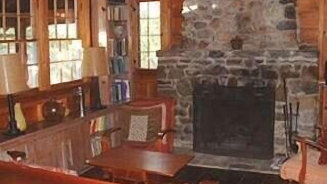 Photo of Livingroom in Ticonderoga