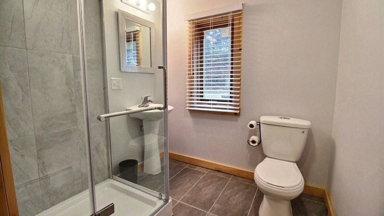 Photo of Bathroom in Jay