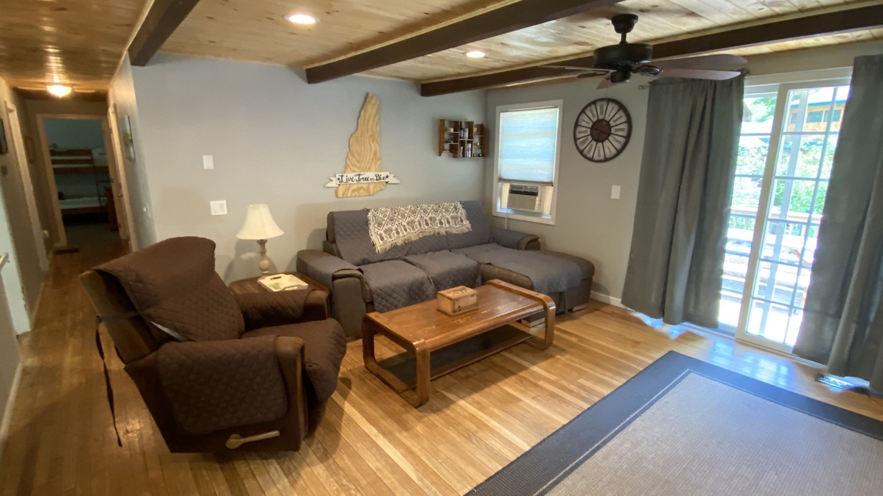 Photo of Livingroom in Center Ossipee