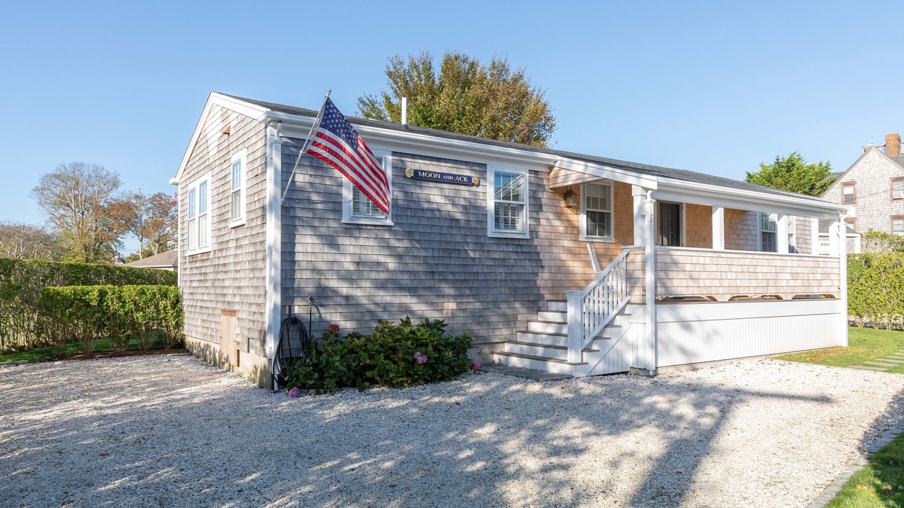 Photo of Outdoor in Brant Point