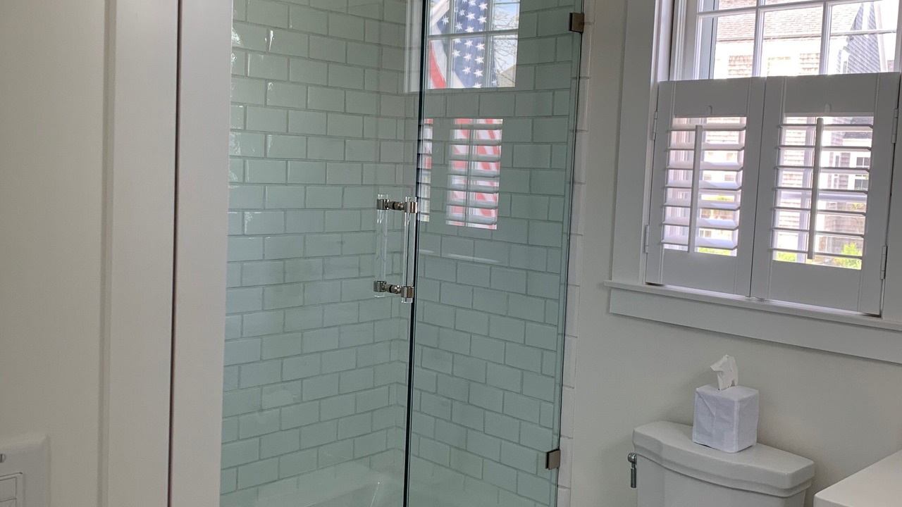 Photo of Bathroom in Brant Point