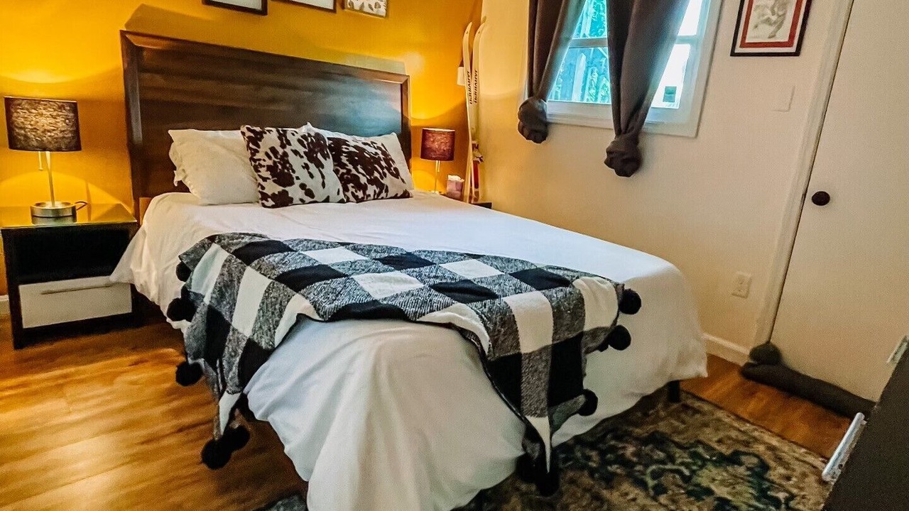 Photo of Bedroom in Claysburg