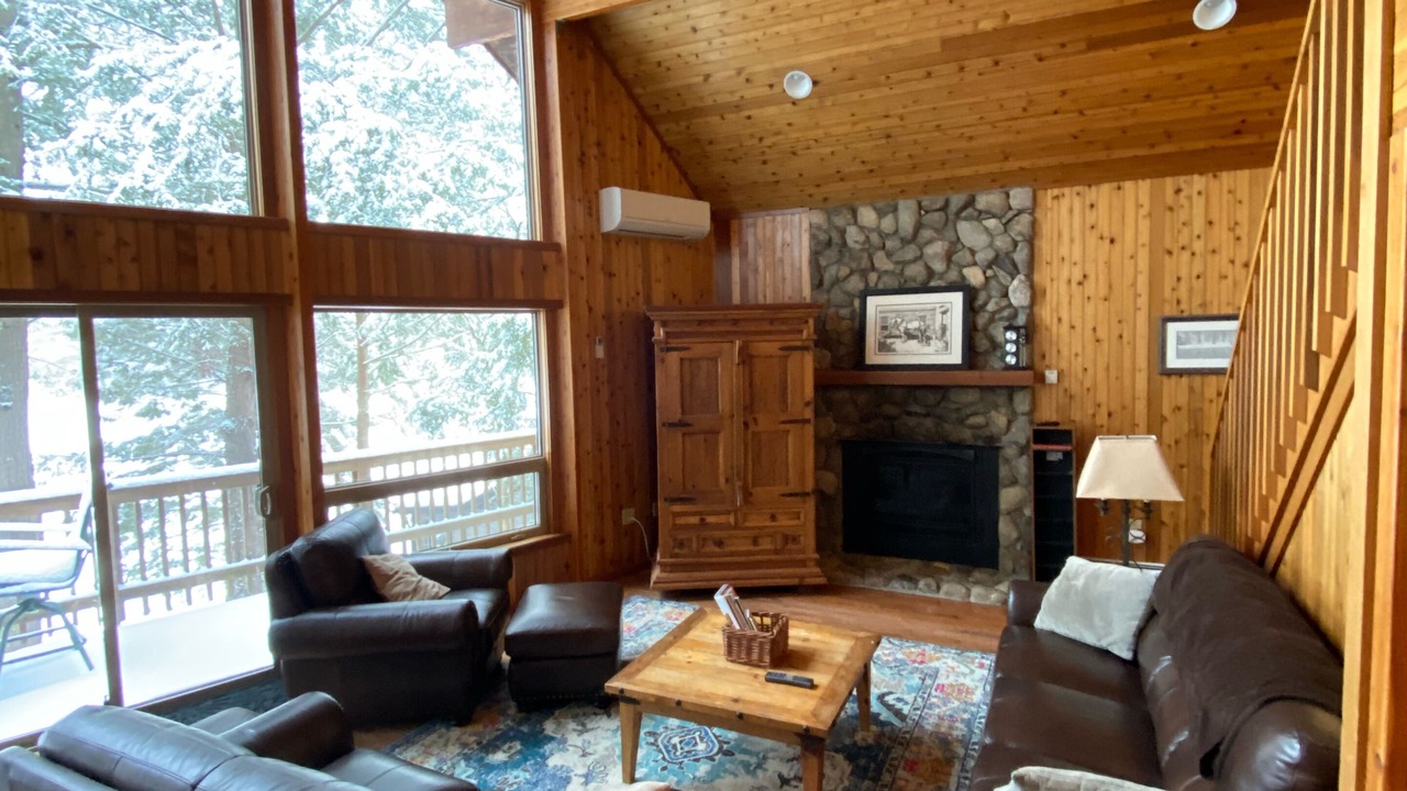 Photo of Bedroom in Sunapee
