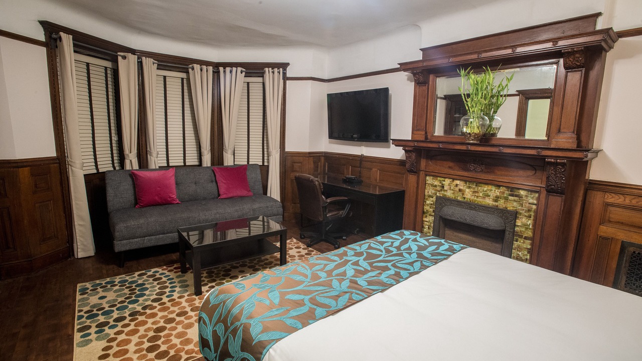 Photo of Bedroom in Prospect-Lefferts Gardens Historic District