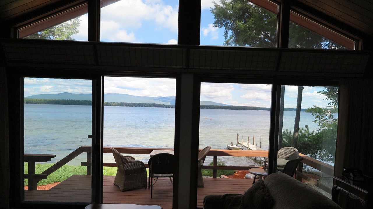 Photo of Livingroom in Meredith