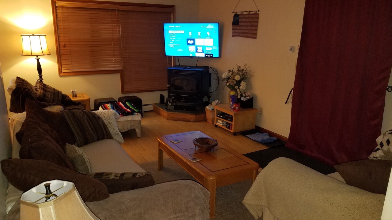 Photo of Bedroom in Crystal Beach