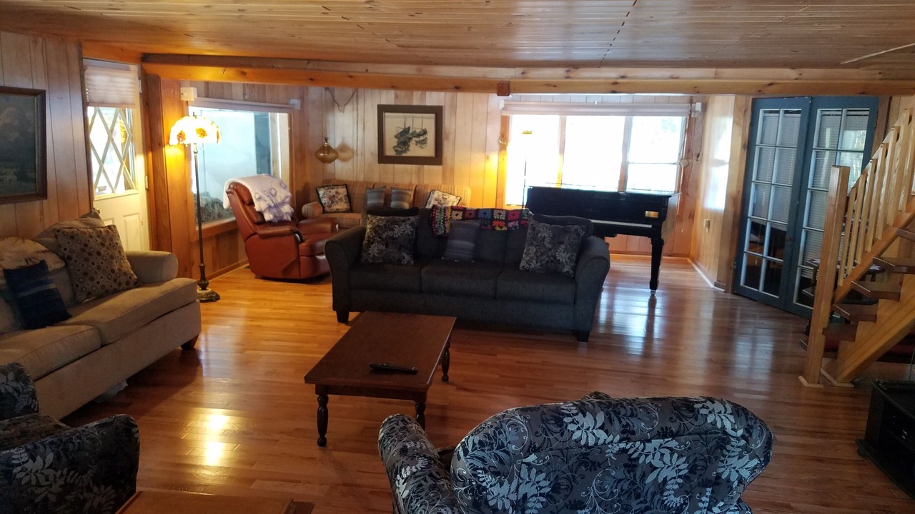 Photo of Livingroom in North Creek