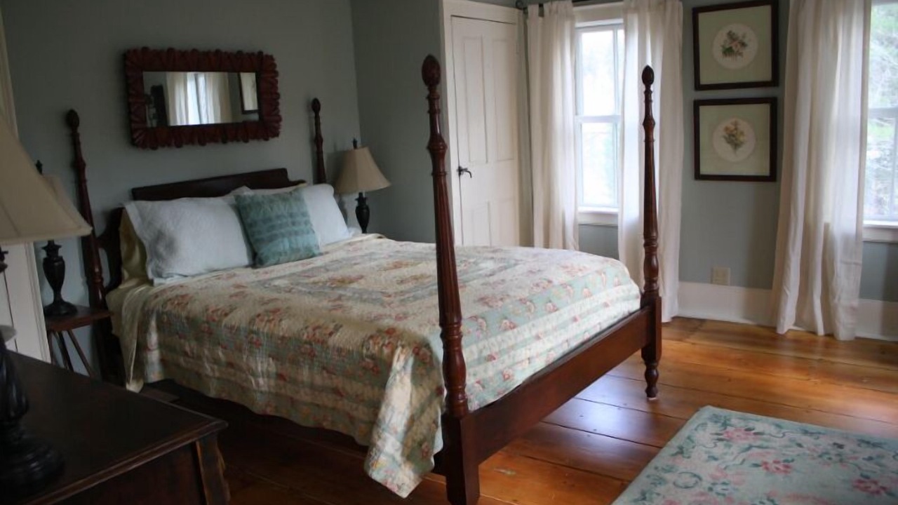 Photo of Bedroom in Cabot