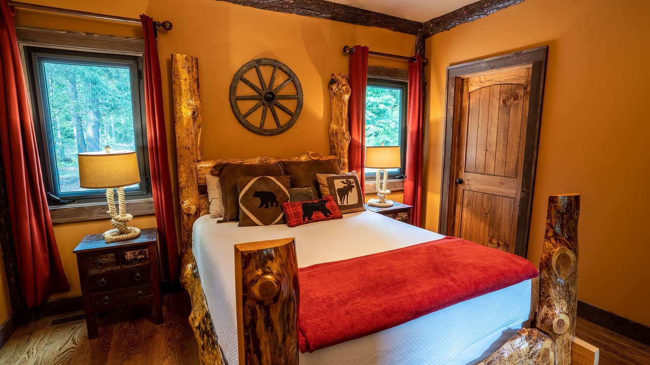 Photo of Bedroom in Goldbond
