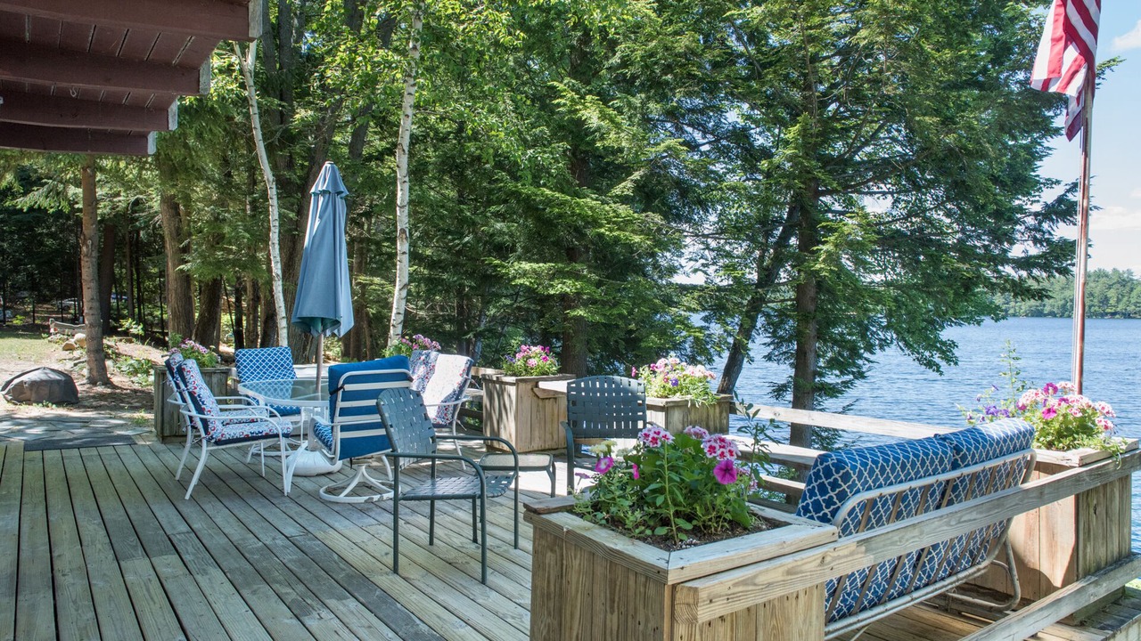 Photo of Patio Balcony in Wolfeboro