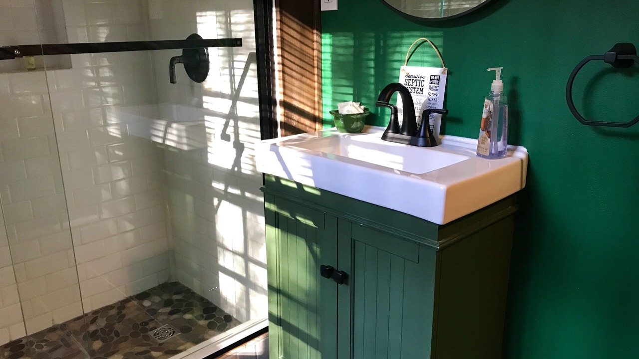 Photo of Bathroom in Town of Denning