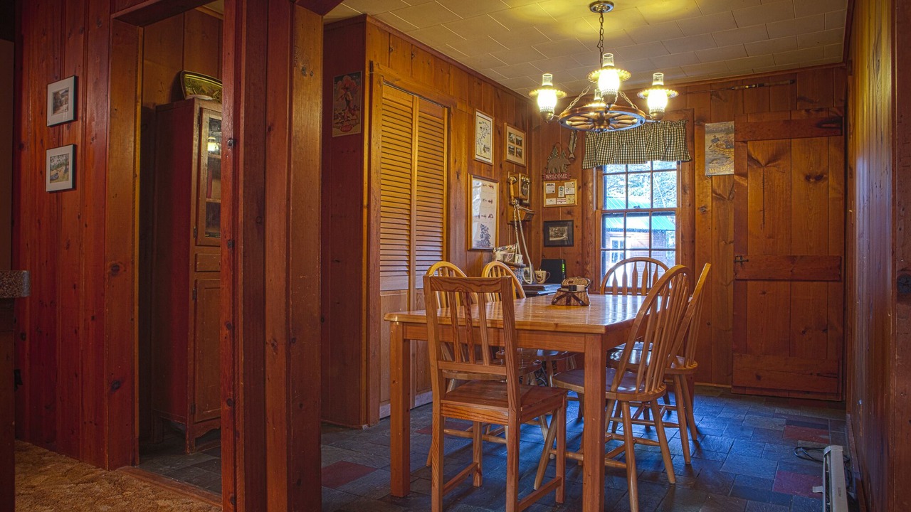 Photo of Bedroom in Town of Denning