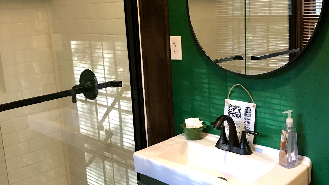 Photo of Bathroom in Town of Denning
