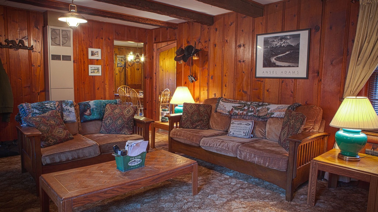 Photo of Livingroom in Town of Denning