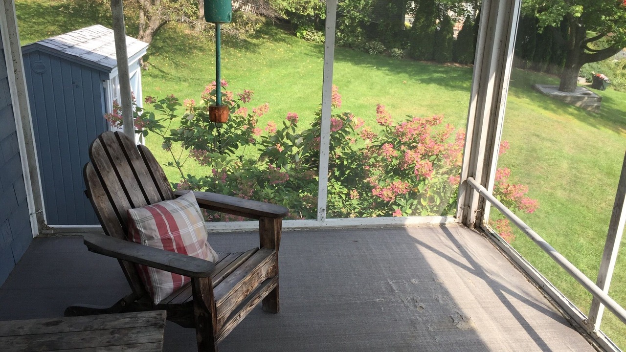 Photo of Patio Balcony in Malletts Bay