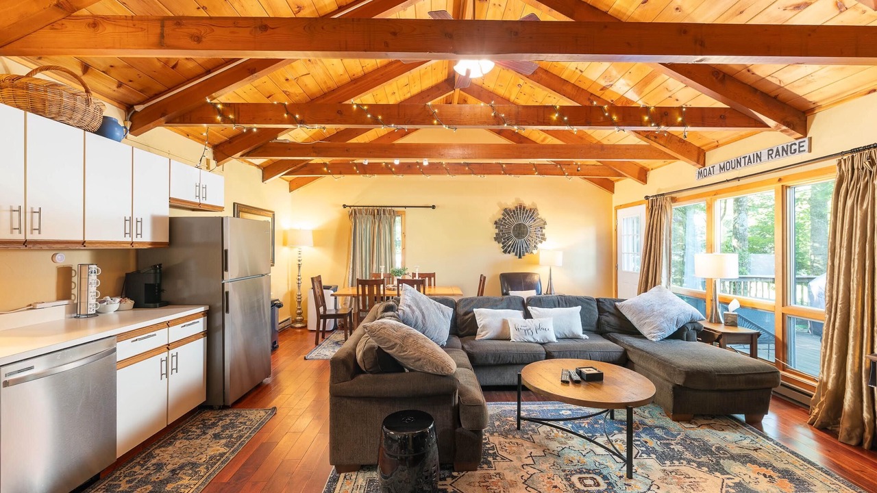 Photo of Livingroom in Birch Hill