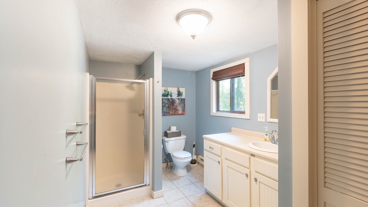 Photo of Bathroom in Birch Hill