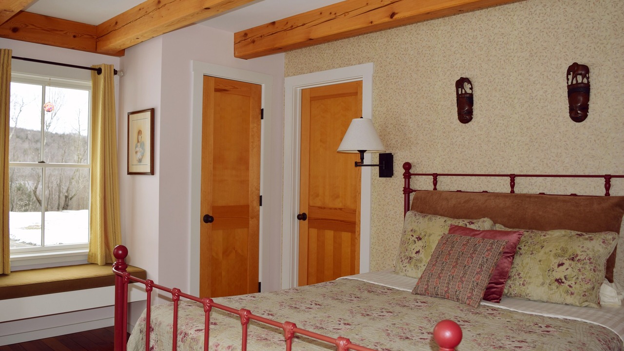 Photo of Bedroom in Huntington