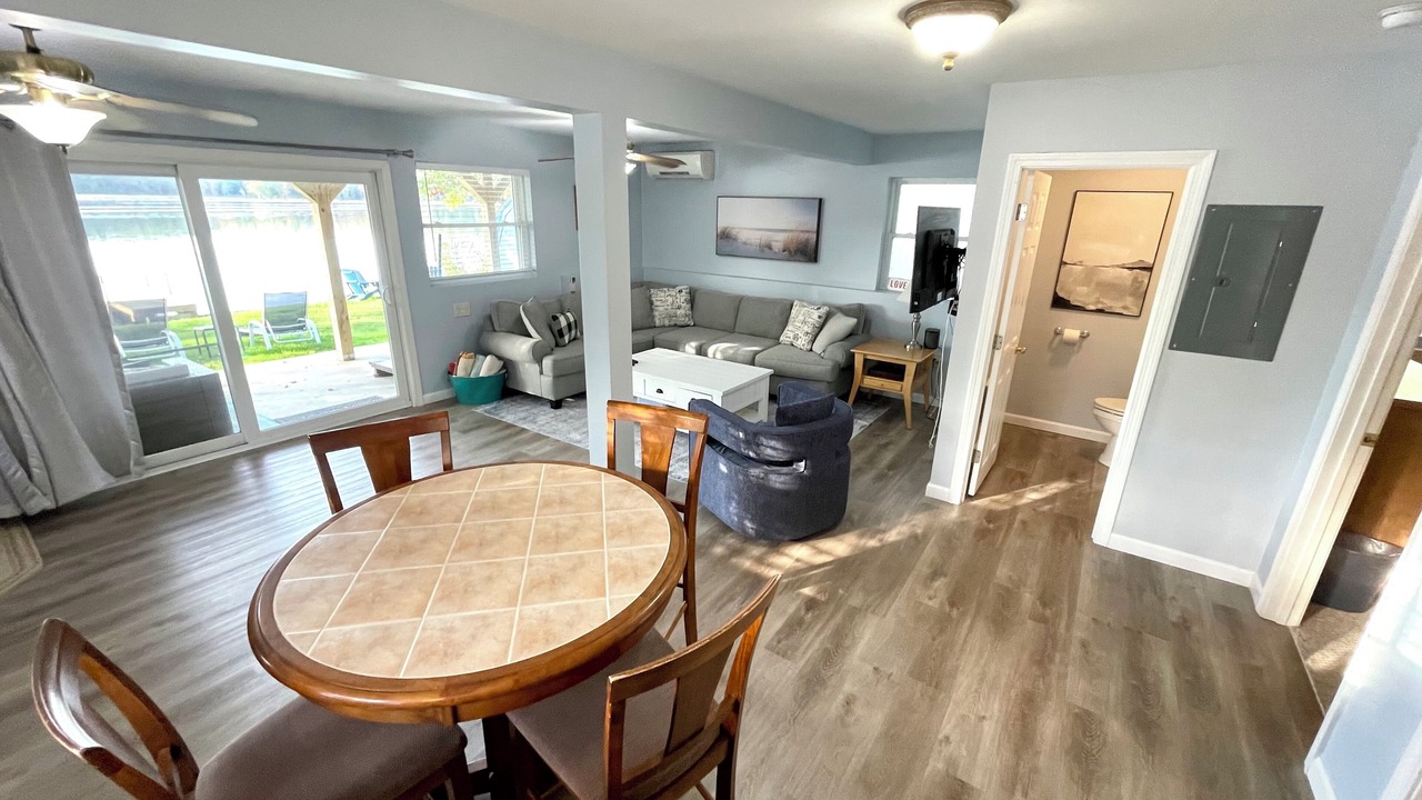 Photo of Livingroom in Gilmanton