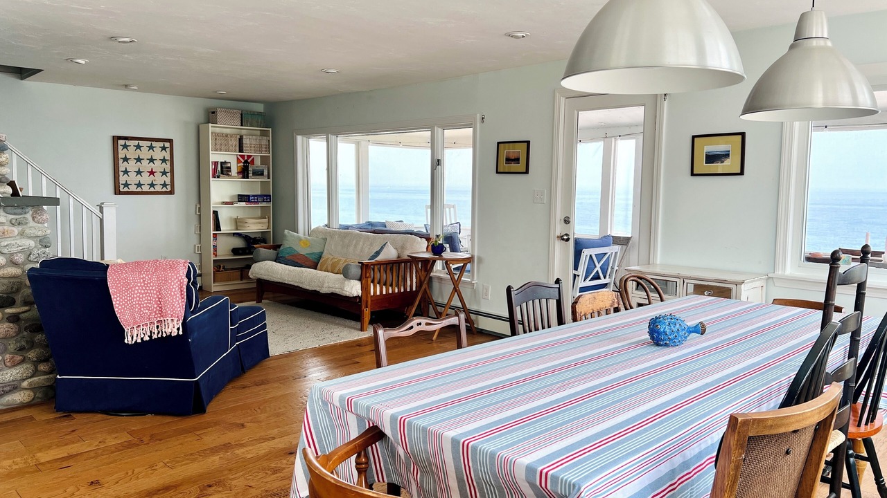 Photo of Livingroom in Scituate