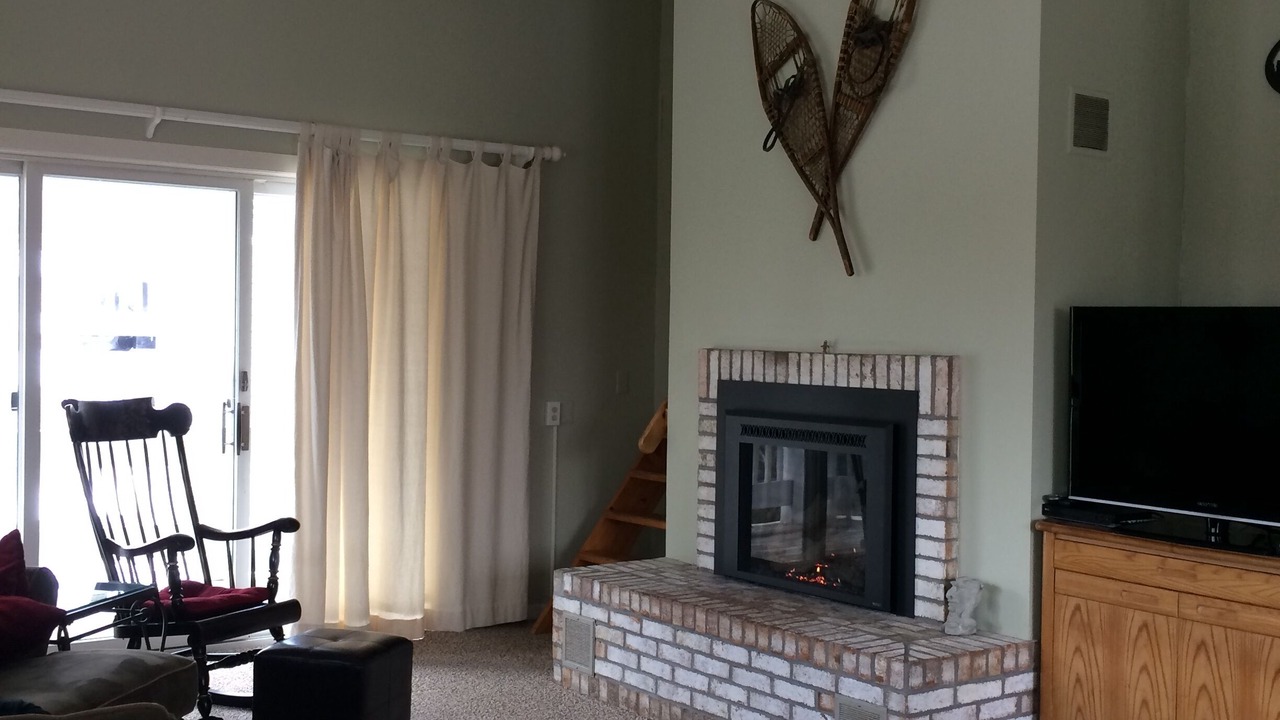 Photo of Livingroom in Warren