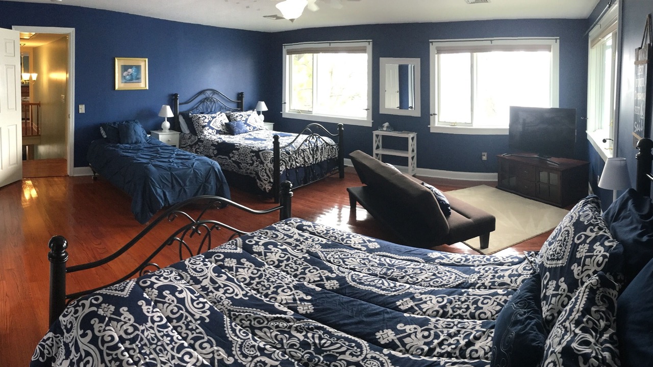 Photo of Bedroom in Seneca Falls