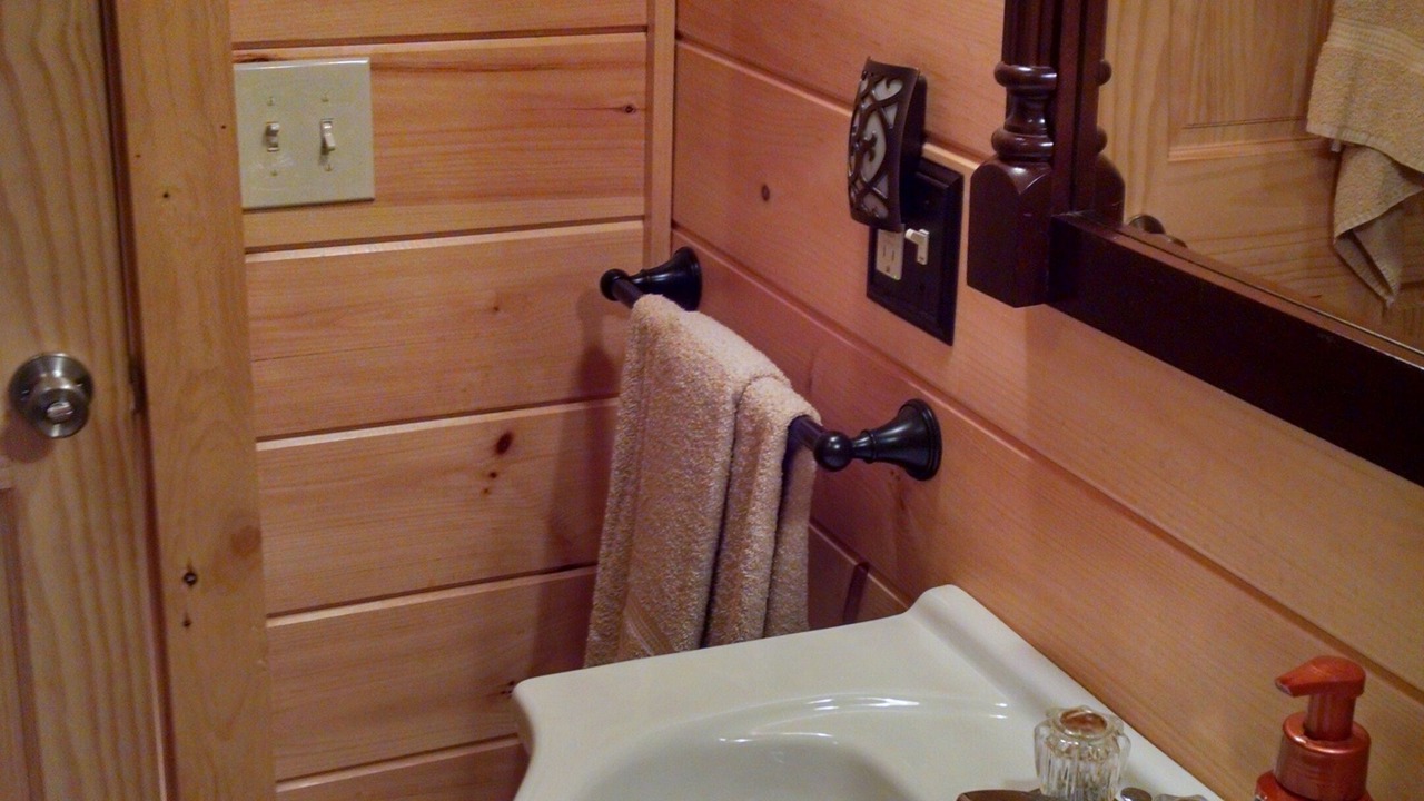 Photo of Bathroom in Washington