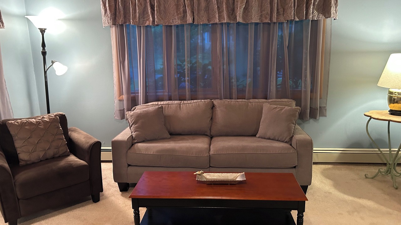 Photo of Livingroom in Port Ewen