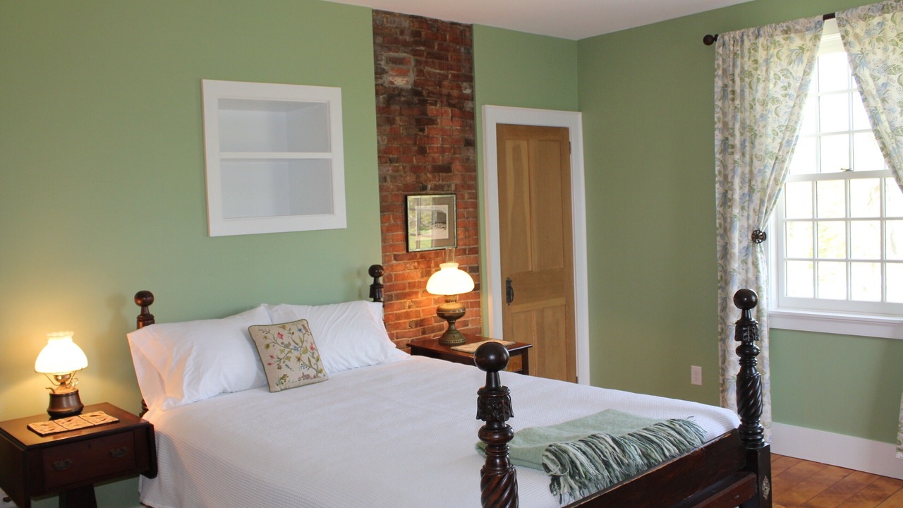 Photo of Bedroom in Middlebury - Warren