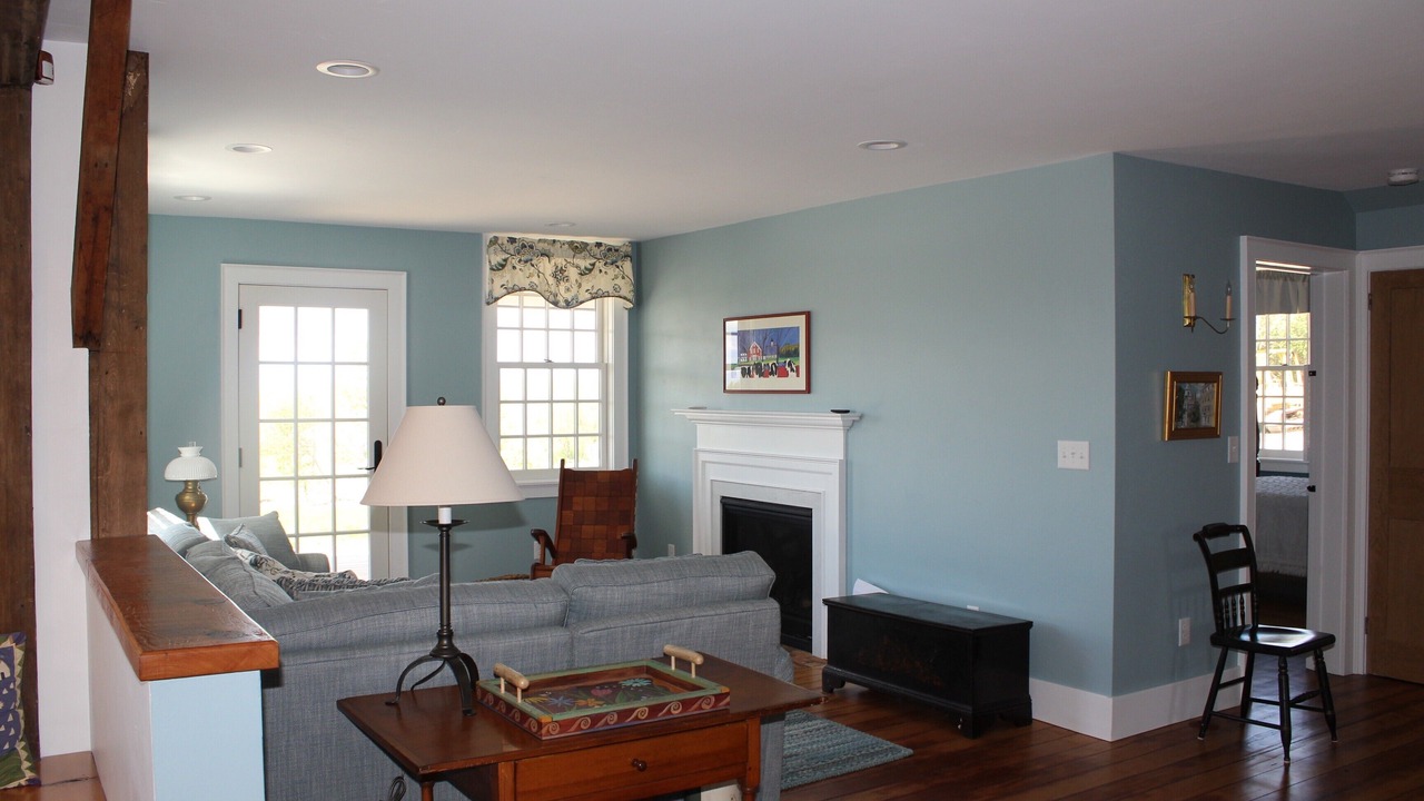 Photo of Livingroom in Middlebury - Warren