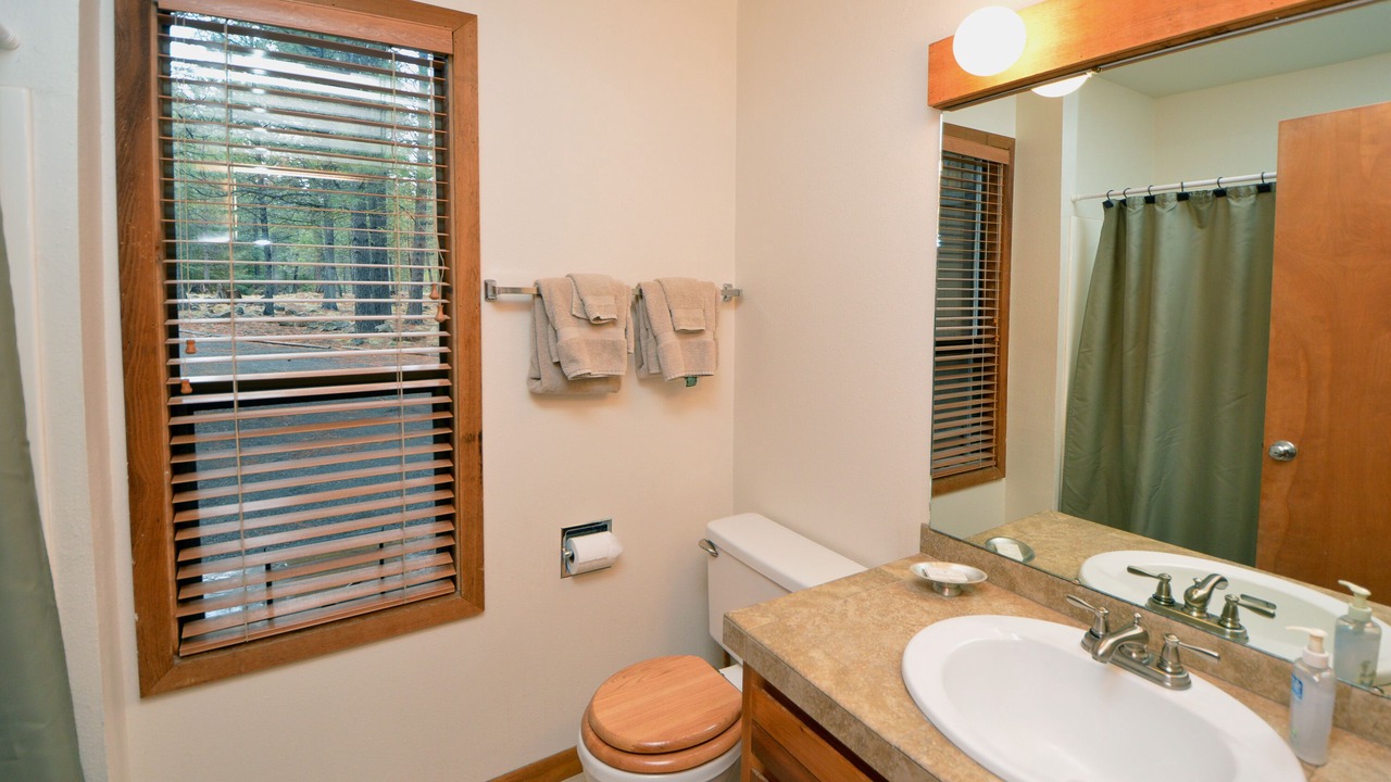 Photo of Bathroom in Black Butte Ranch
