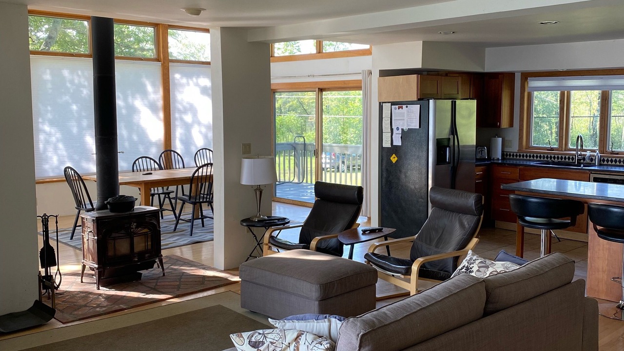 Photo of Livingroom in Saratoga Springs