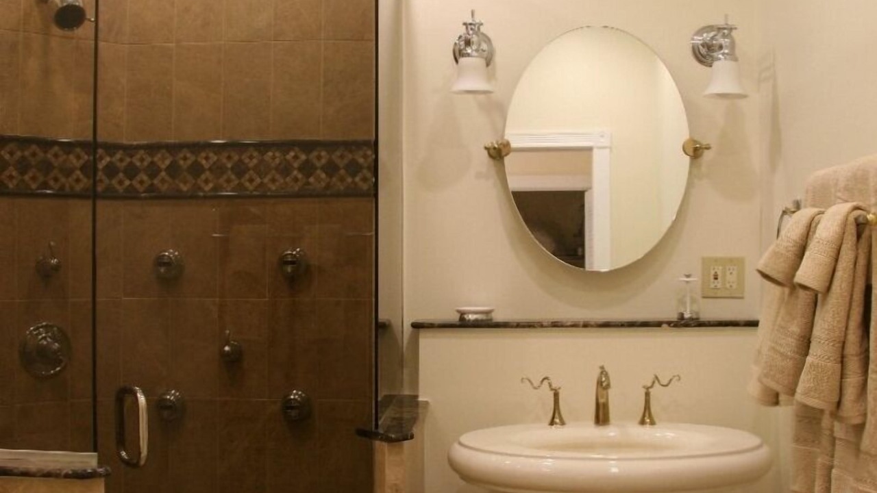 Photo of Bathroom in Broadalbin
