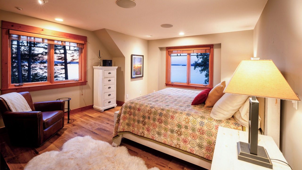 Photo of Livingroom in Eastsound