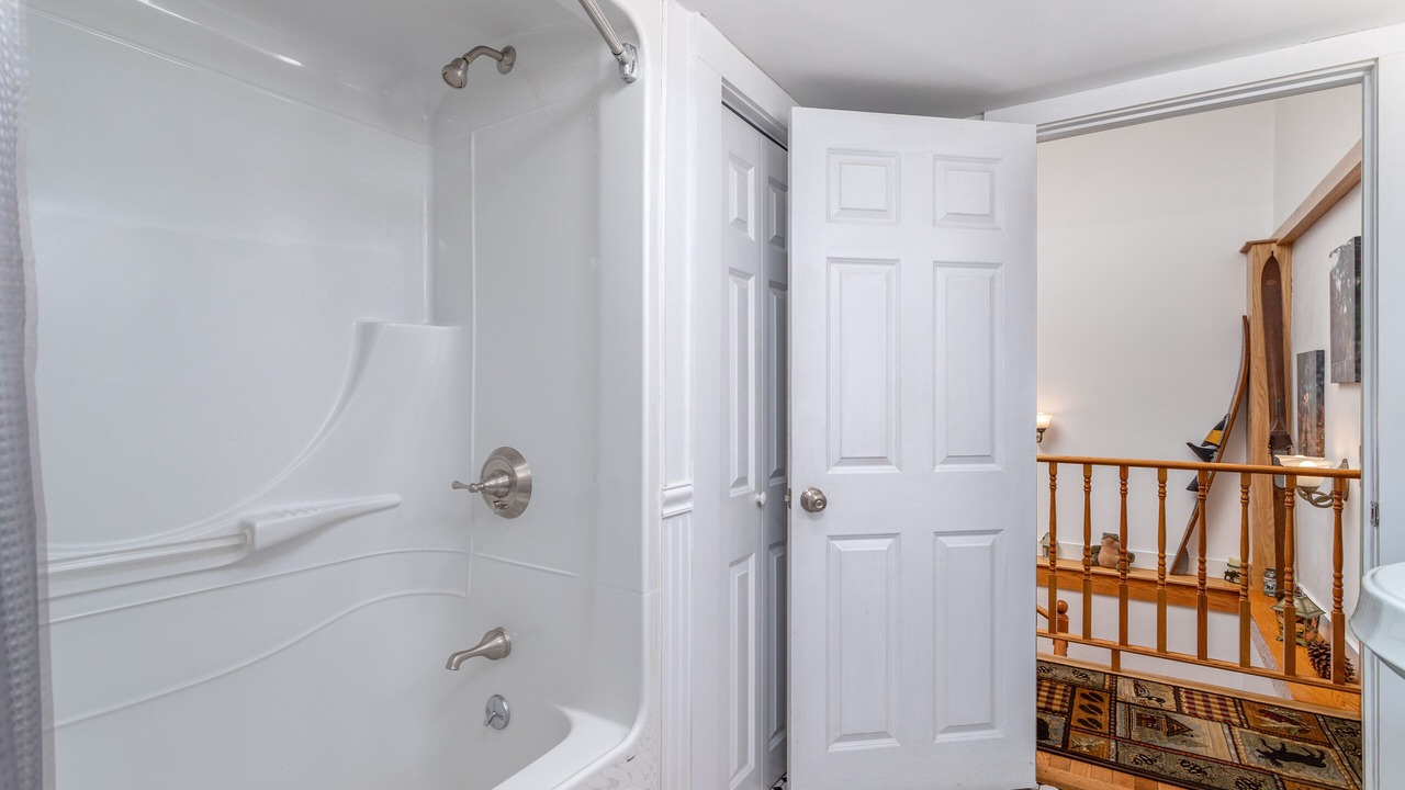 Photo of Bathroom in Acworth