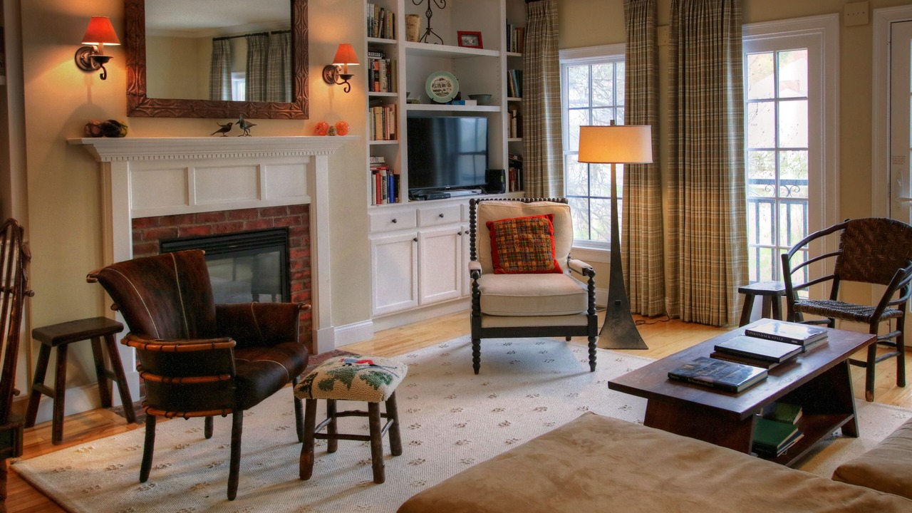 Photo of Livingroom in Stowe Village Historic District