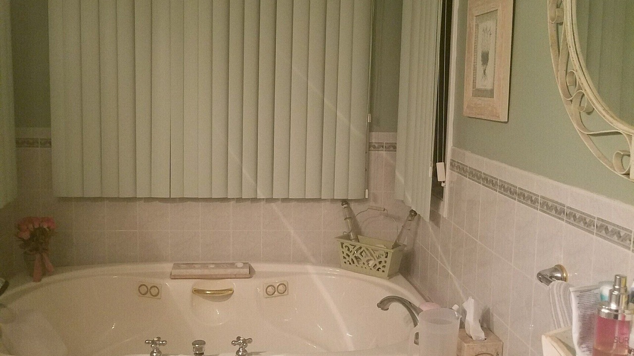 Photo of Bathroom in Aquebogue